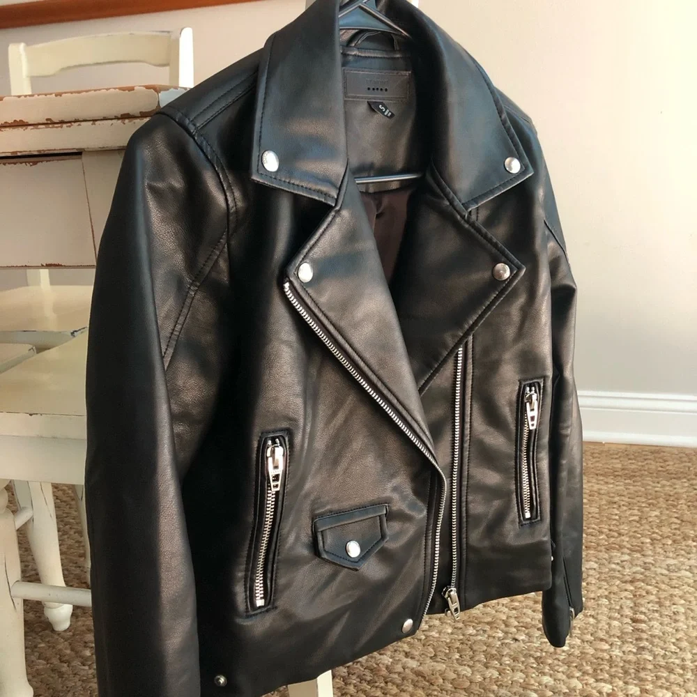 Blank NYC Vegan Moto Jacket. Size Small - Picture 6 of 15